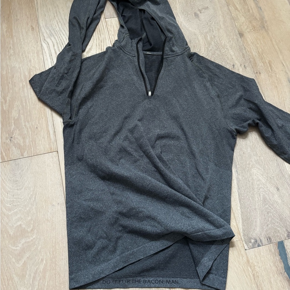 Lululemon XS Mens Dark Gray Hooded Pullover